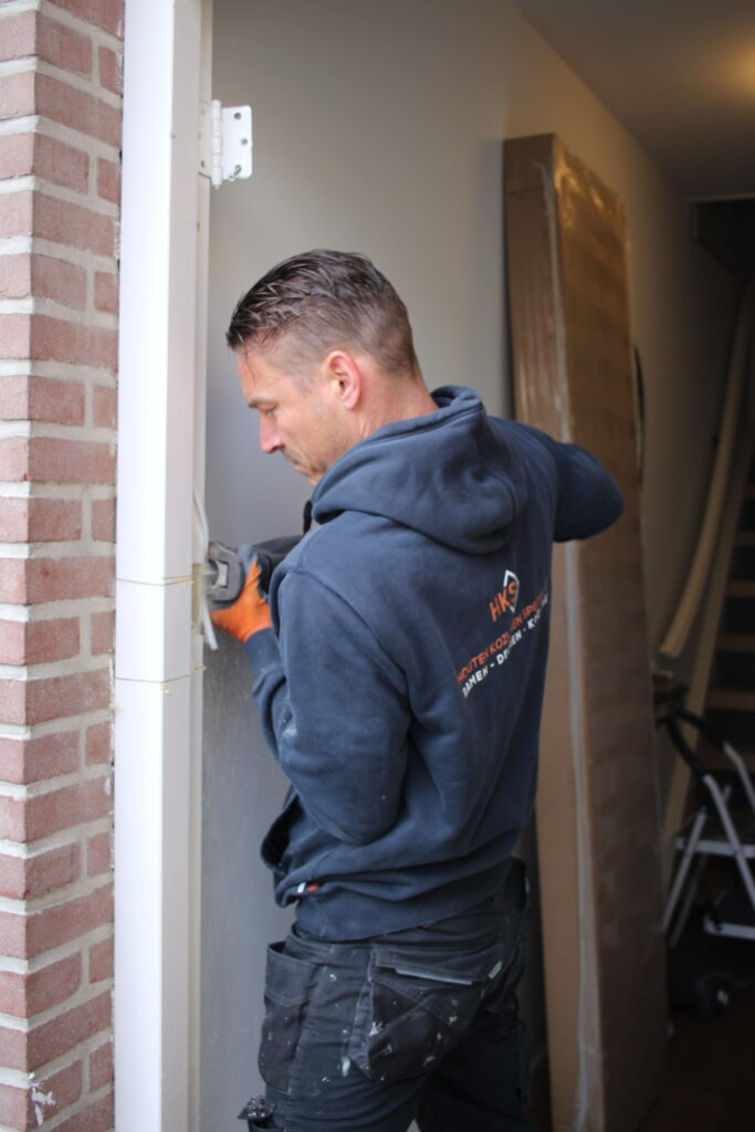 Dé specialist voor houten kozijnen en deuren - Bij ons staat maatwerk en kwaliteit voorop! - Bekijk ons kostenoverzicht. 